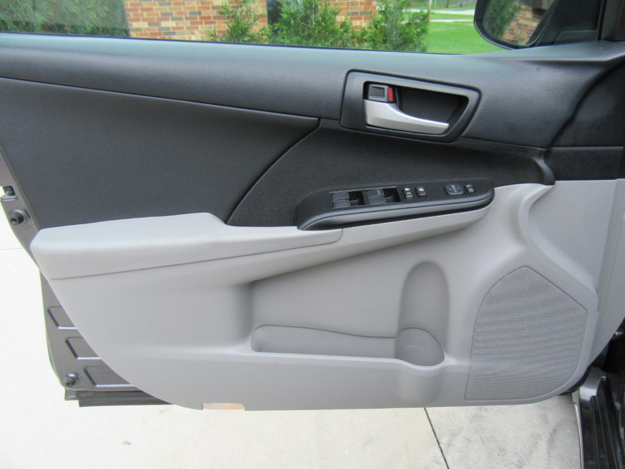 Toyota Camry LE 2013