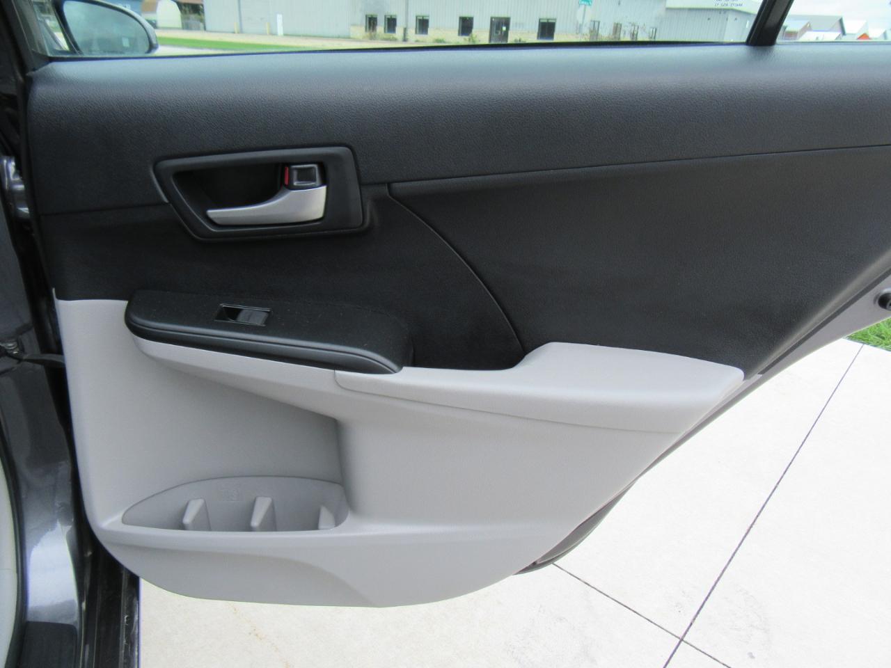 Toyota Camry LE 2013
