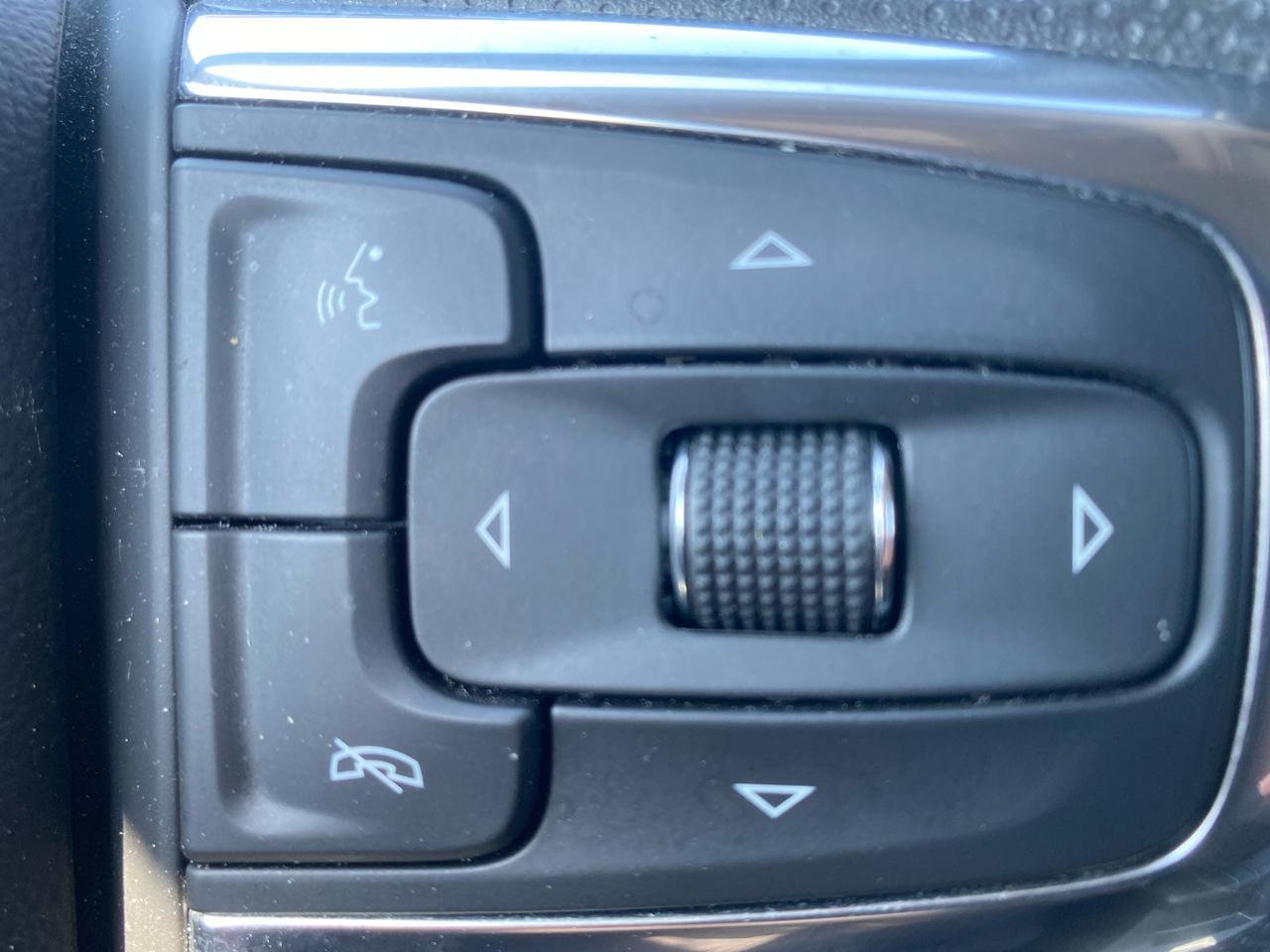 Chevrolet Blazer 2LT 4D SUV FWD 2023