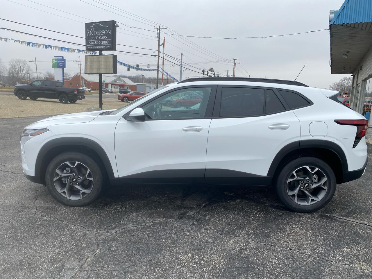 Chevrolet Trax FWD 4dr LT 2025