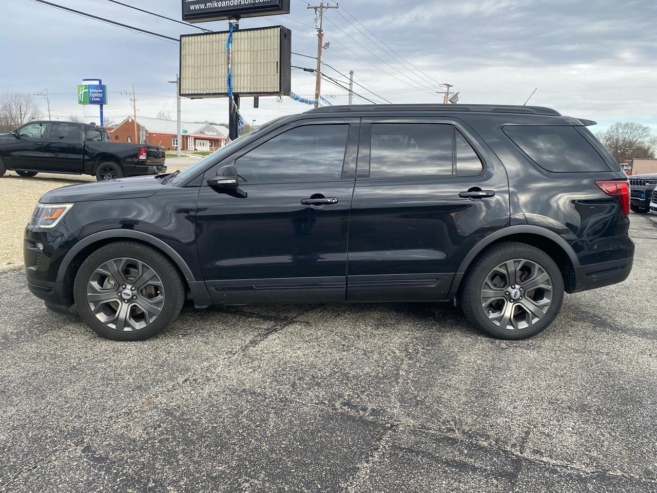 Ford Explorer Sport 4D SUV 4WD 2018