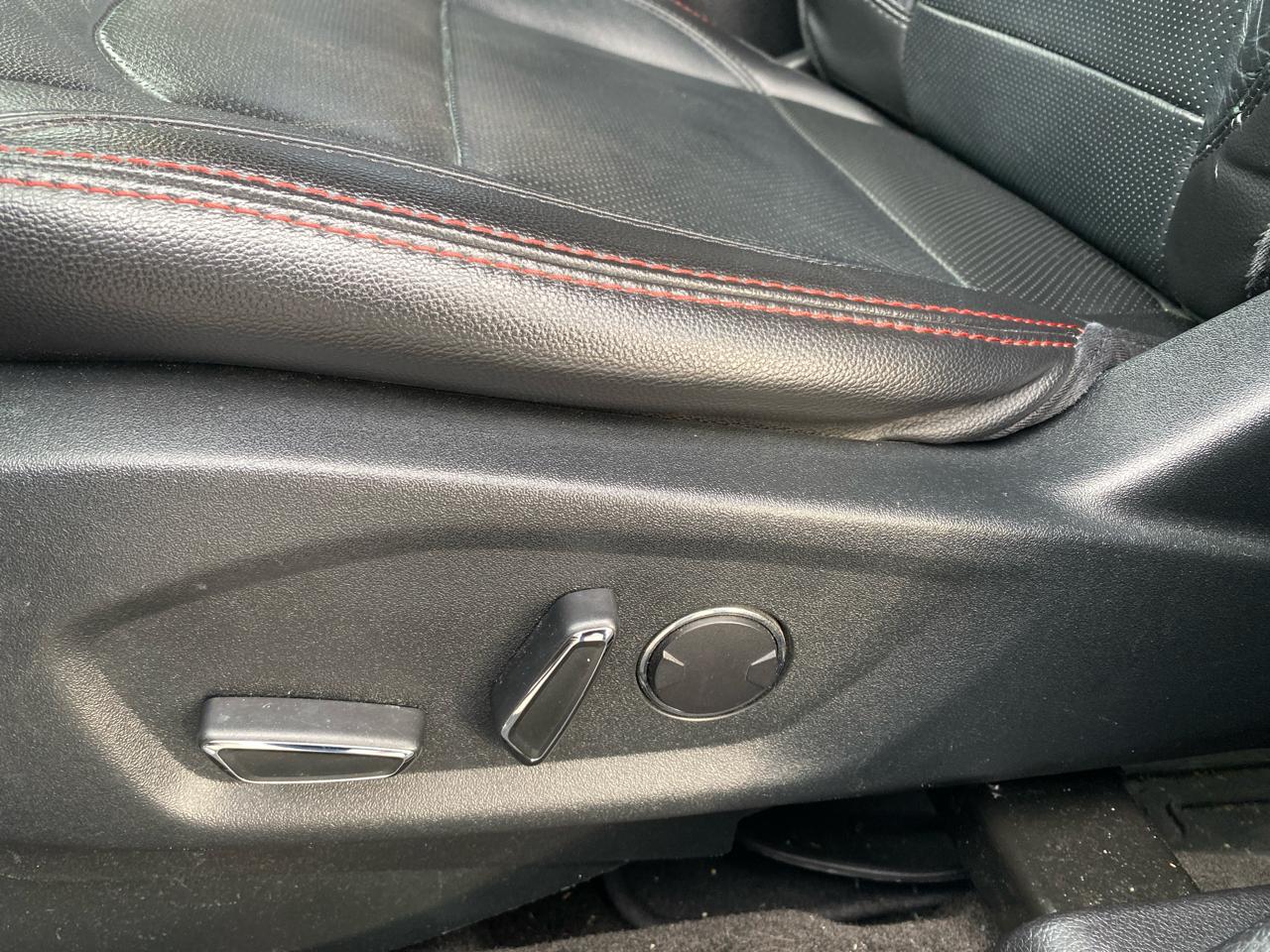 Ford Explorer Sport 4D SUV 4WD 2018