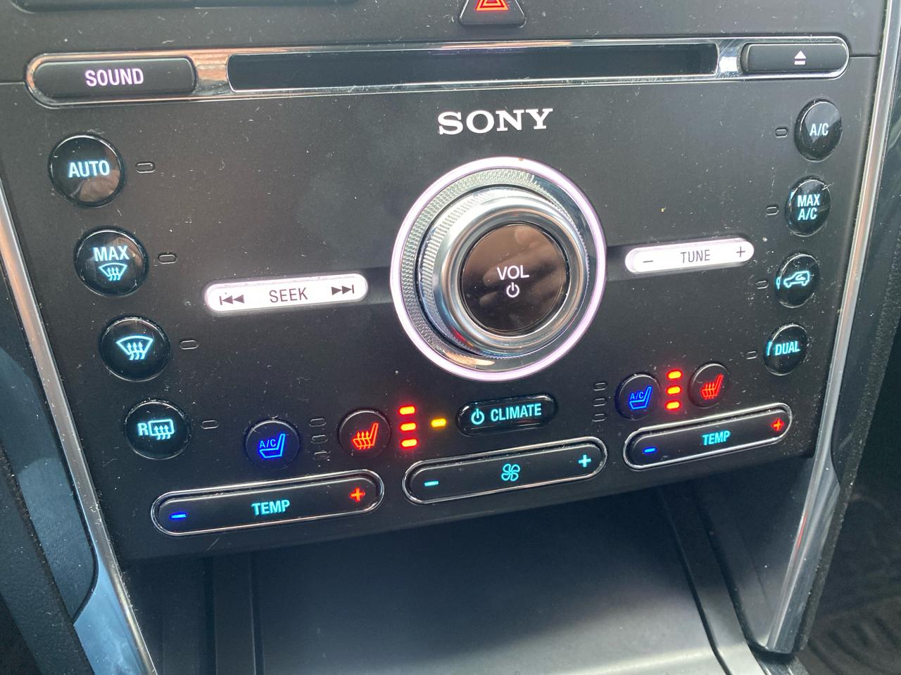 Ford Explorer Sport 4D SUV 4WD 2018