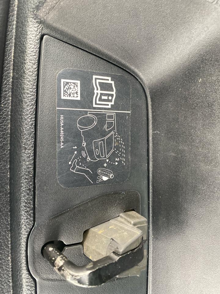 Ford Explorer Sport 4D SUV 4WD 2018