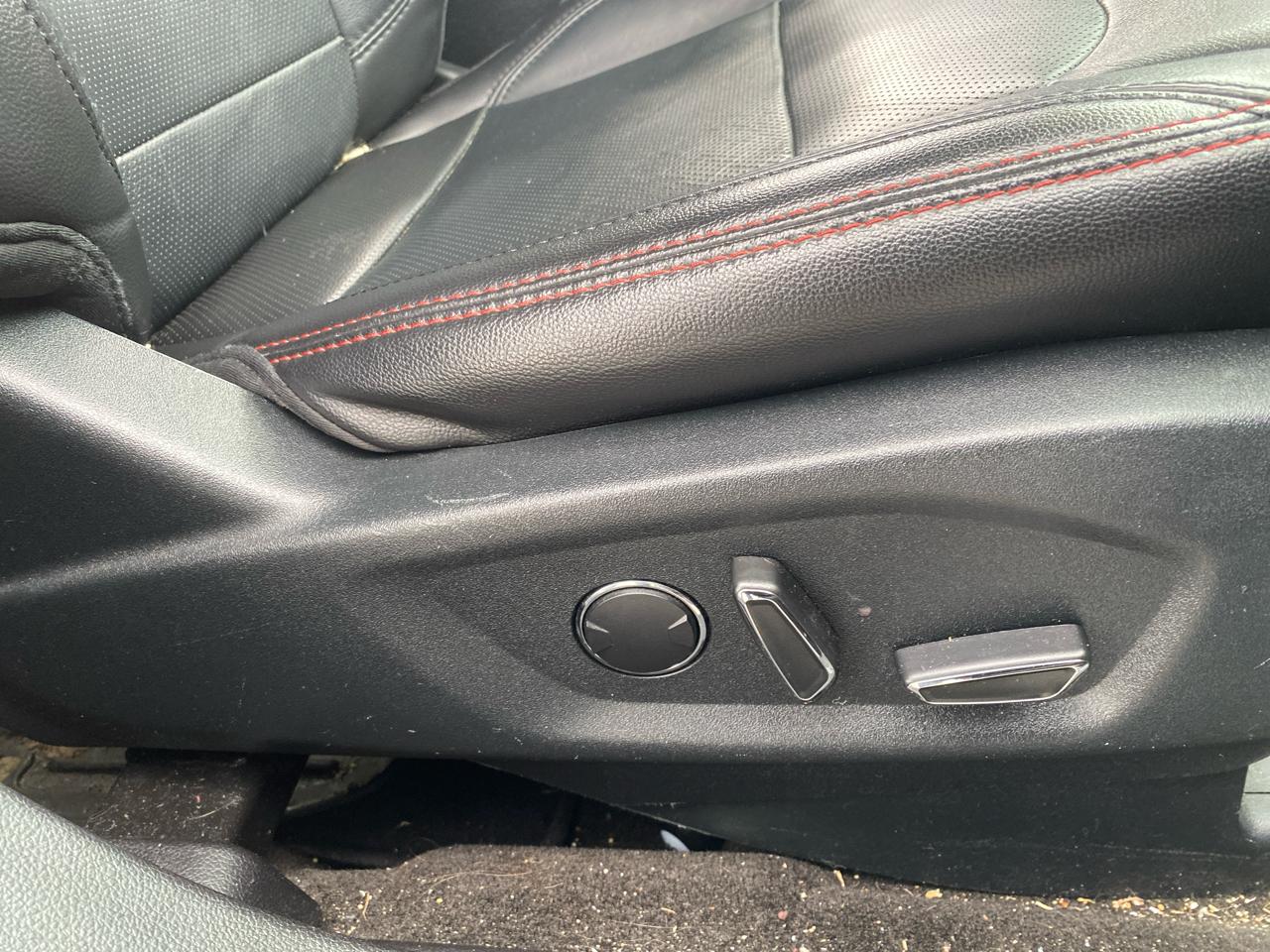 Ford Explorer Sport 4D SUV 4WD 2018