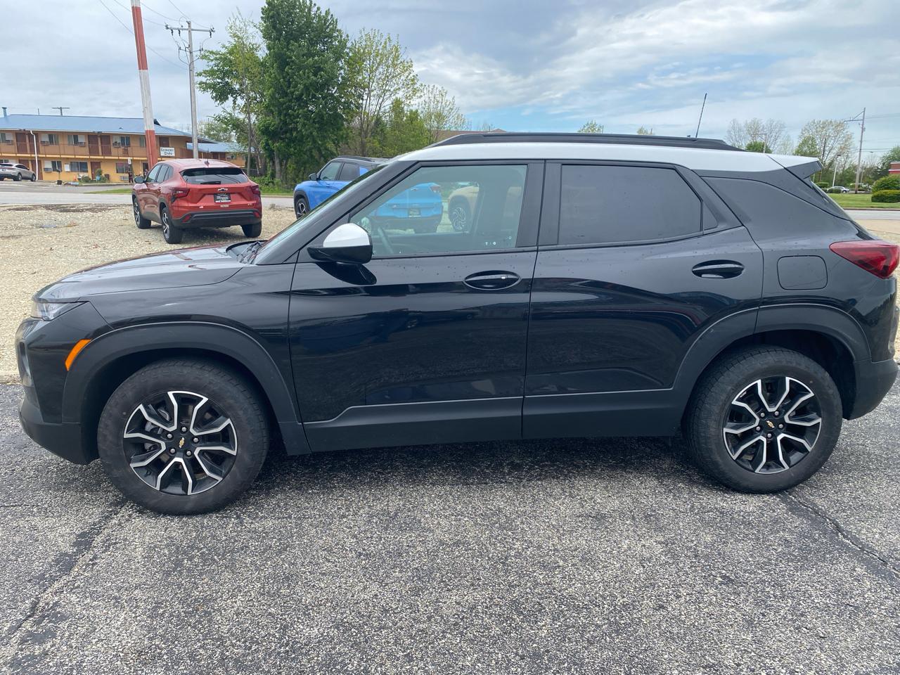 Chevrolet TrailBlazer ACTIV 4D SUV FWD 2023