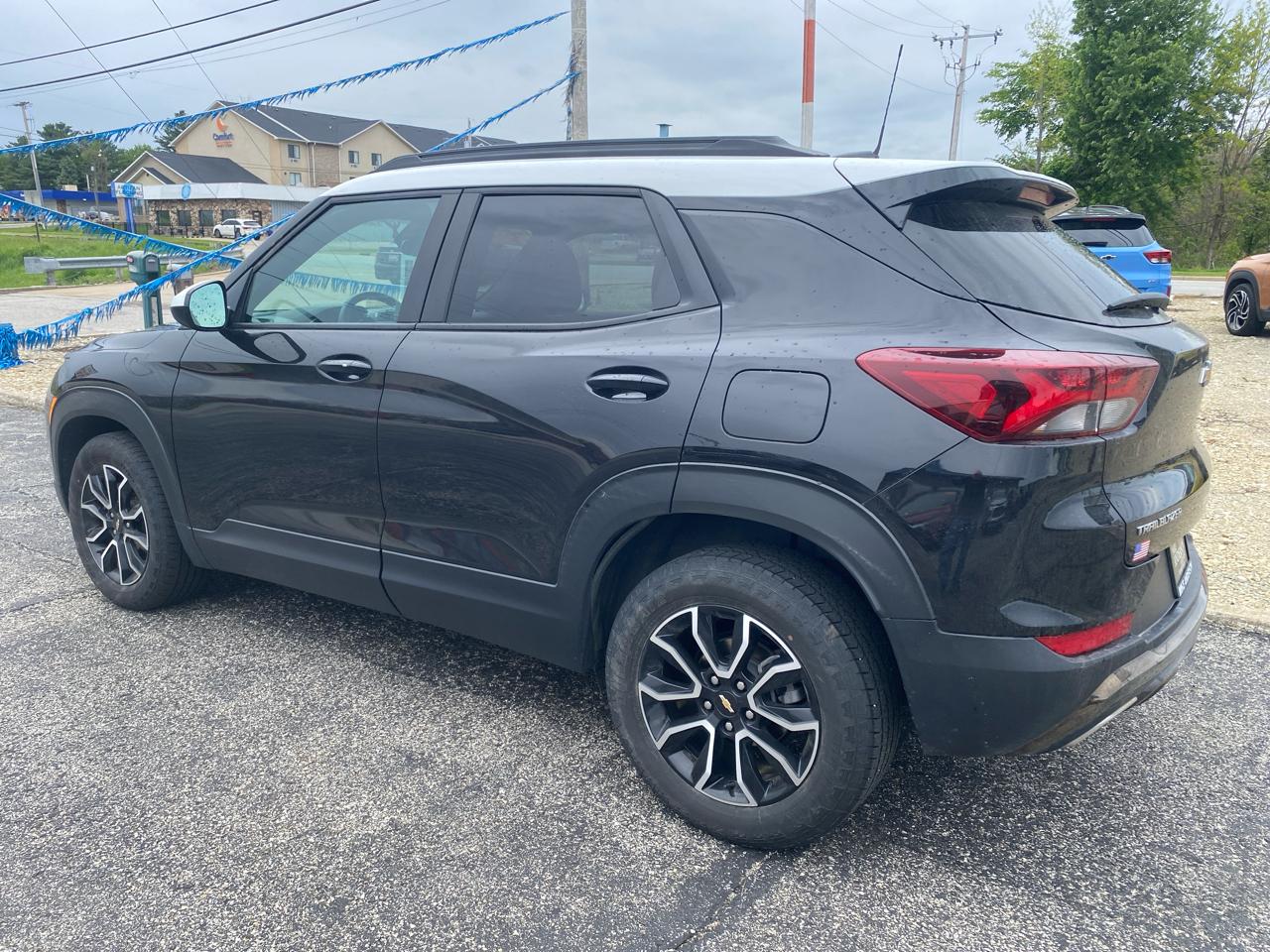 Chevrolet TrailBlazer ACTIV 4D SUV FWD 2023