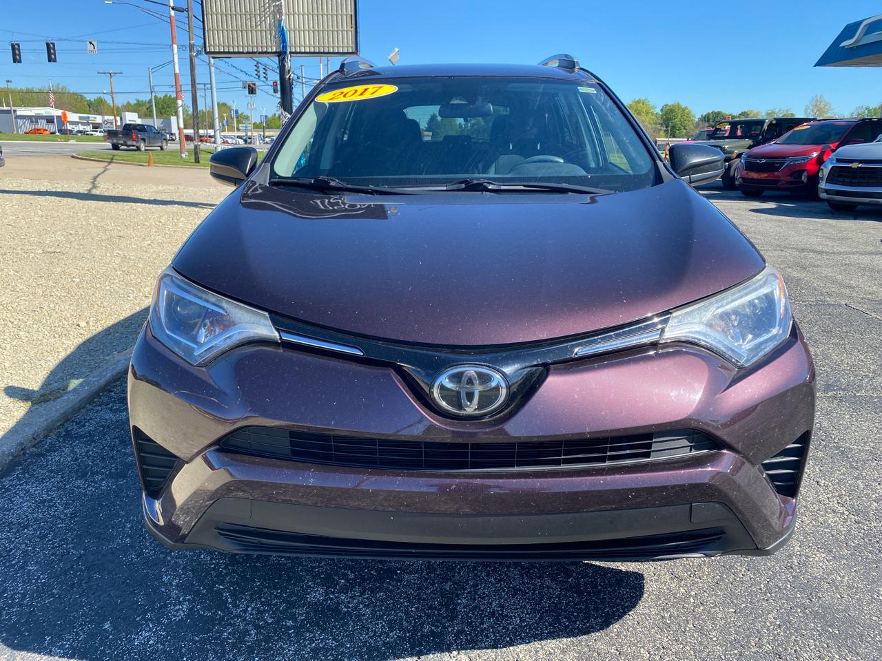 Toyota RAV4 LE 4D SUV AWD 2017