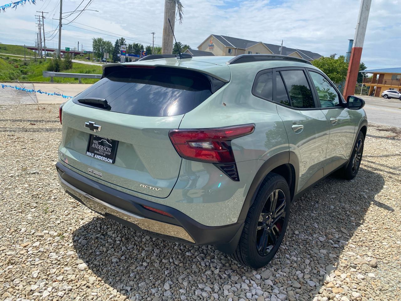 Chevrolet Trax ACTIV 4D SUV 2025