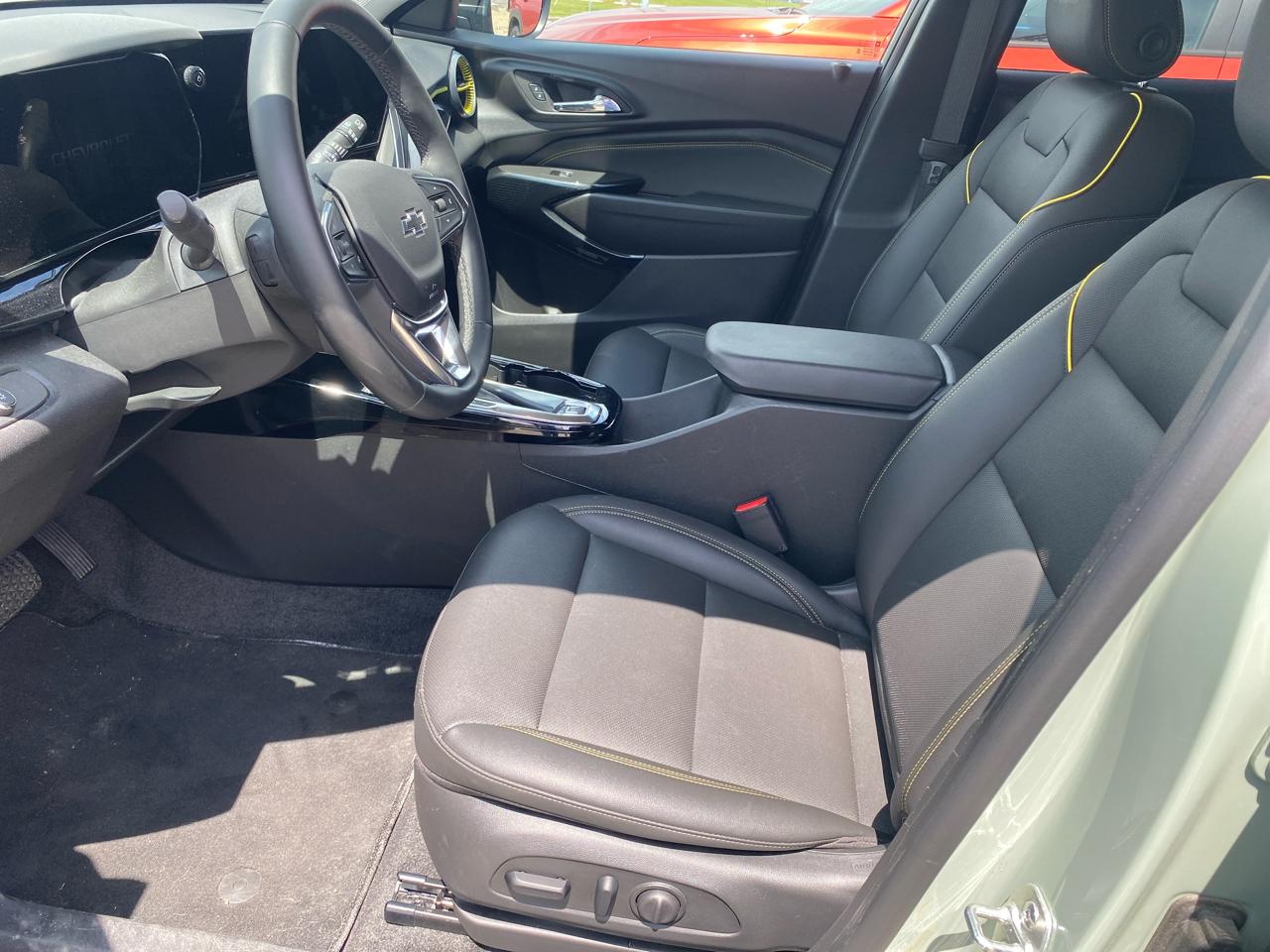 Chevrolet Trax ACTIV 4D SUV 2025
