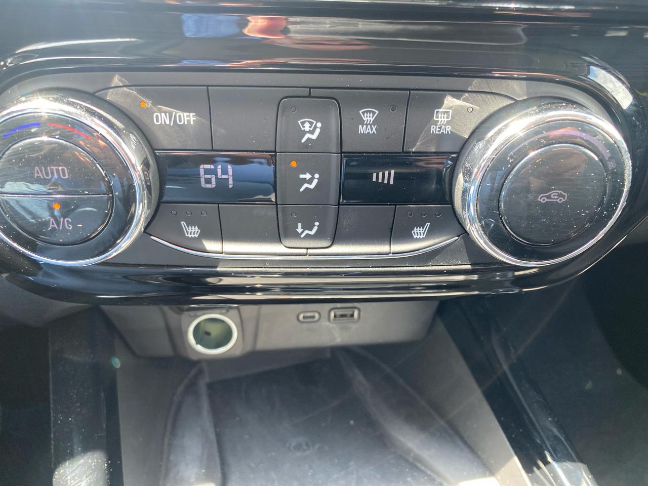 Chevrolet Trax ACTIV 4D SUV 2025