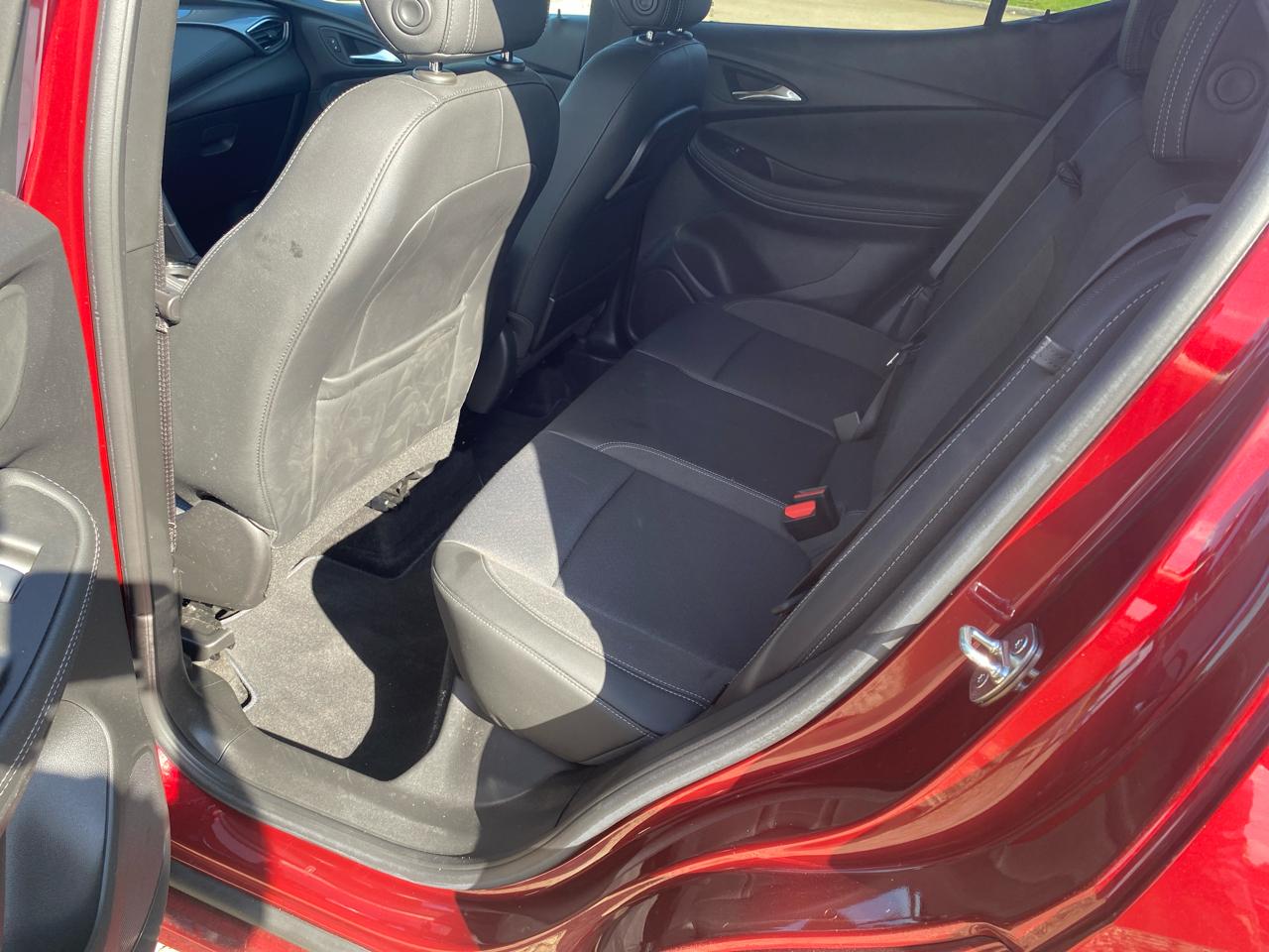 Buick Encore GX FWD 4dr Sport Touring 2022