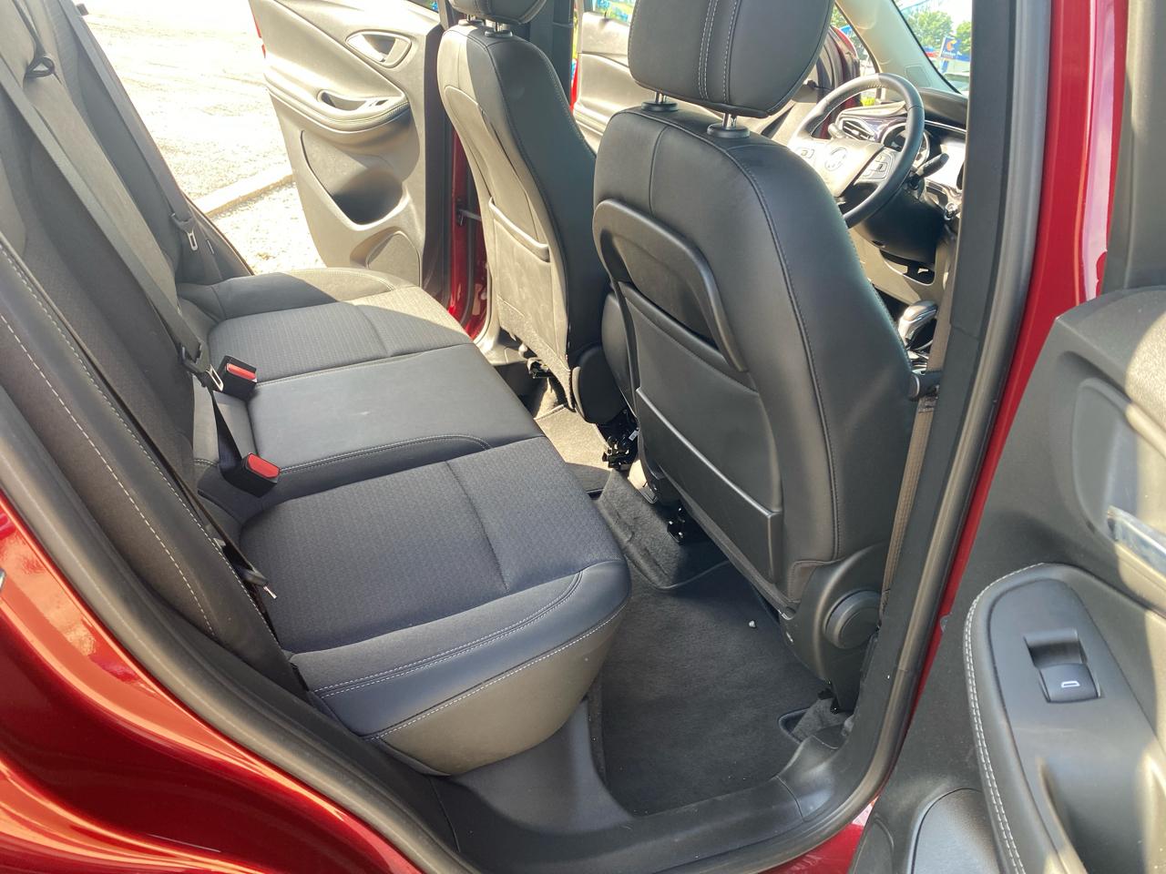 Buick Encore GX FWD 4dr Sport Touring 2022