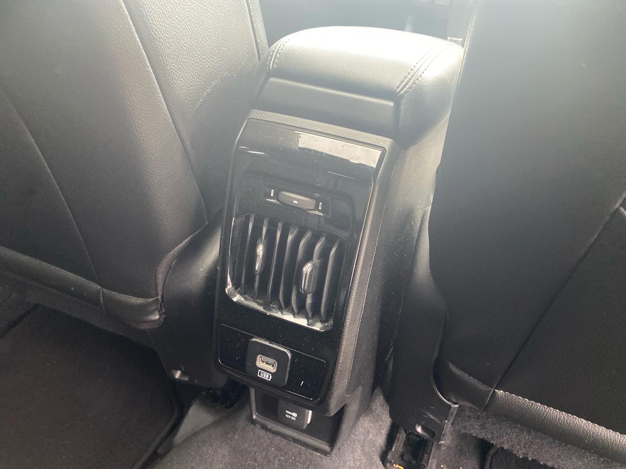 Jeep Compass Latitude LUX 4D SUV 4WD 2022