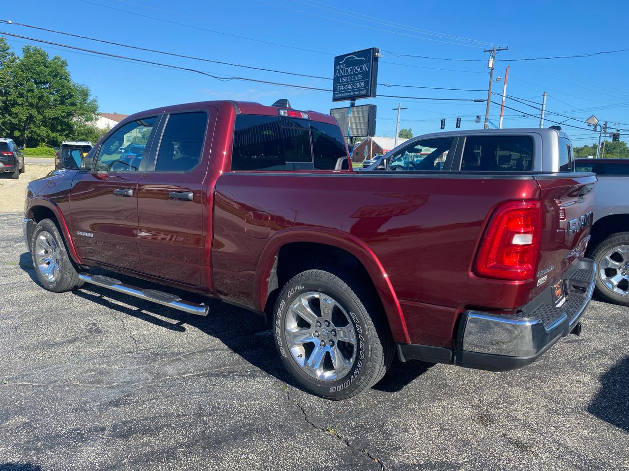 RAM 1500 Big Horn 4x4 Quad Cab 6'4" Box 2025