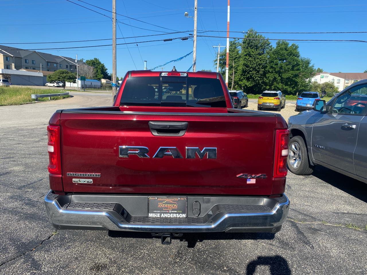 RAM 1500 Big Horn 4x4 Quad Cab 6'4" Box 2025