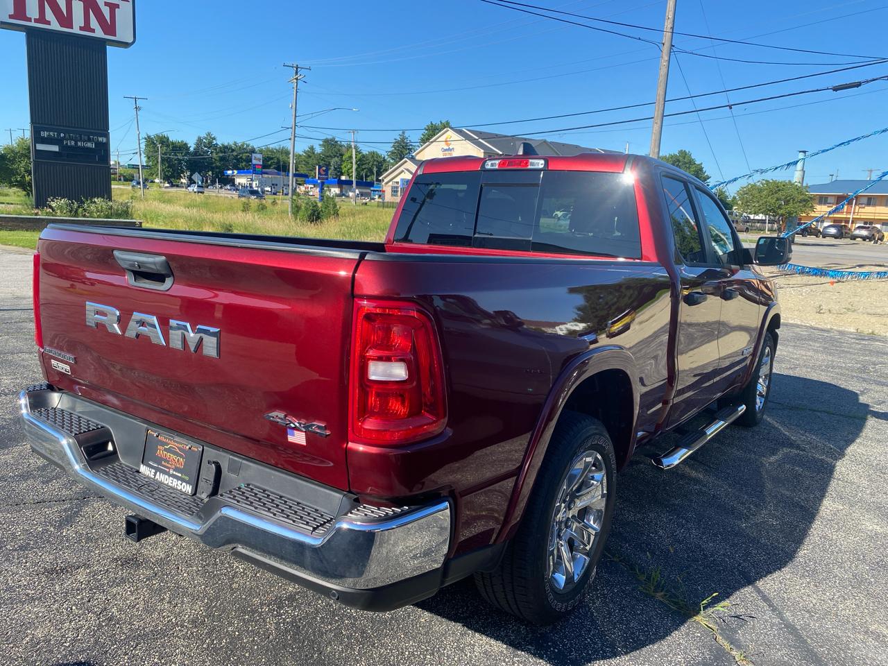 RAM 1500 Big Horn 4x4 Quad Cab 6'4" Box 2025