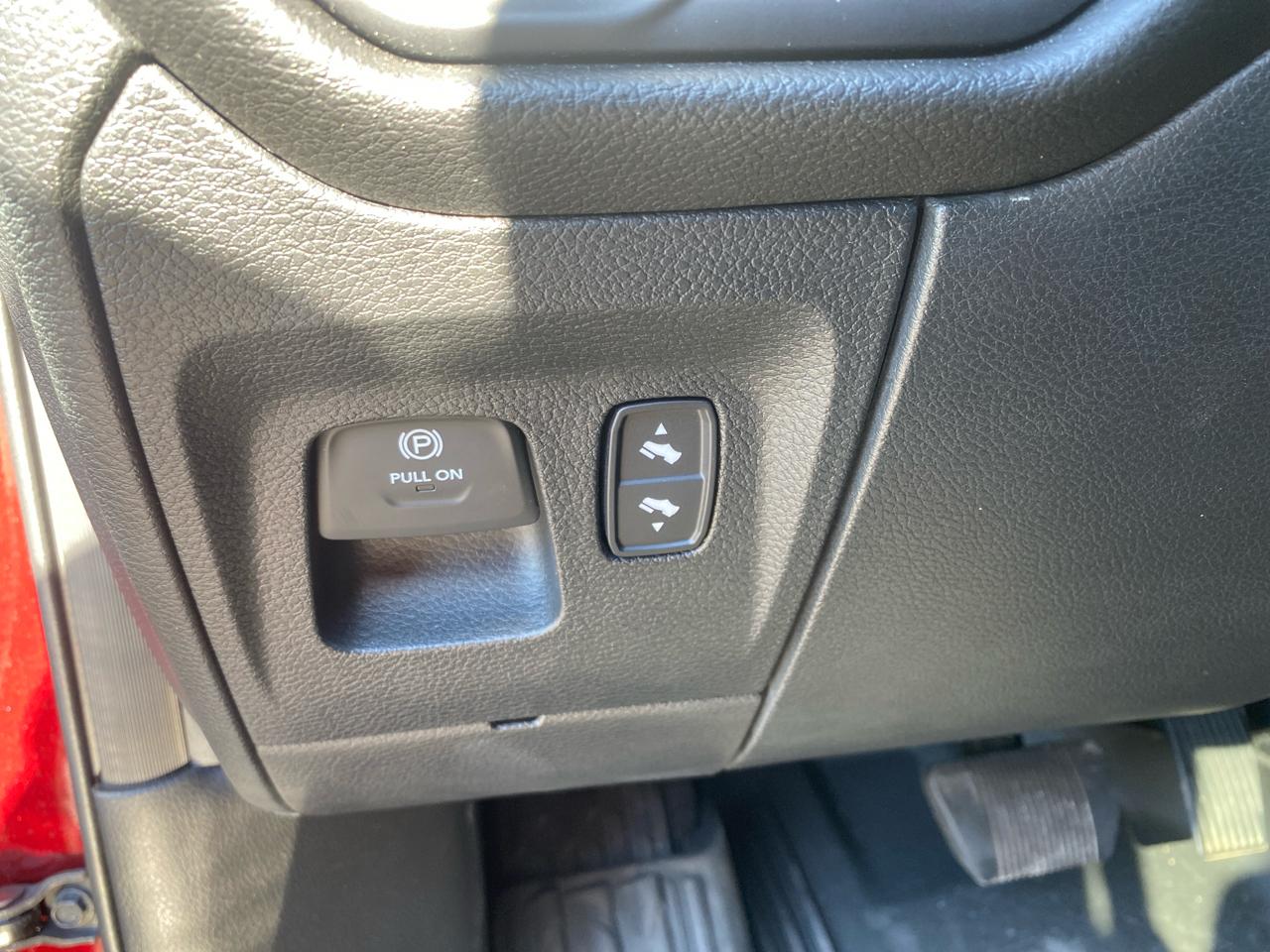 RAM 1500 Big Horn 4x4 Quad Cab 6'4" Box 2025