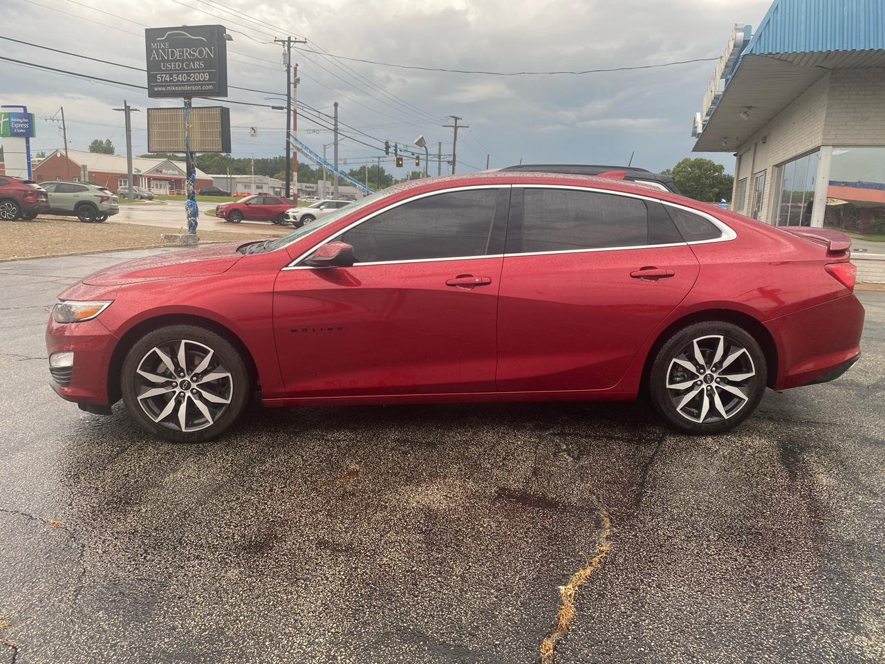 Chevrolet Malibu 4dr Sdn RS 2024