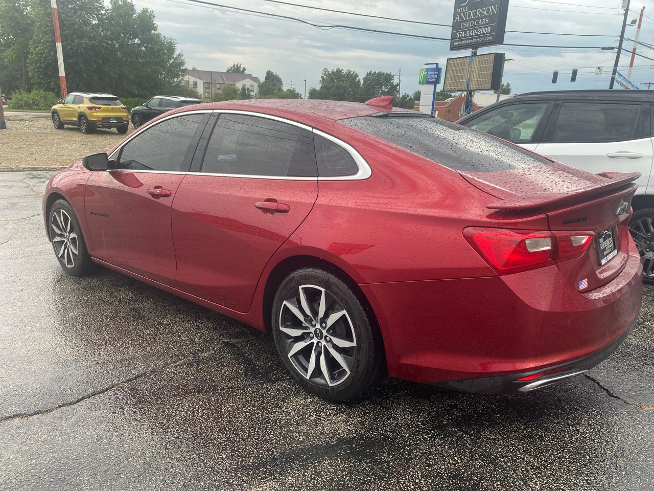 Chevrolet Malibu 4dr Sdn RS 2024