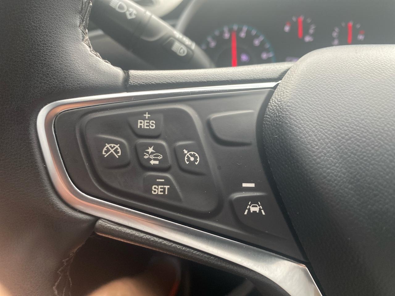 Chevrolet Malibu 4dr Sdn RS 2024