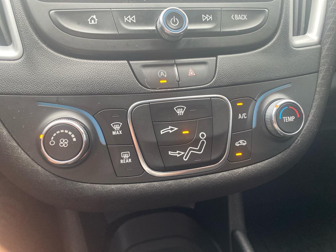 Chevrolet Malibu 4dr Sdn RS 2024