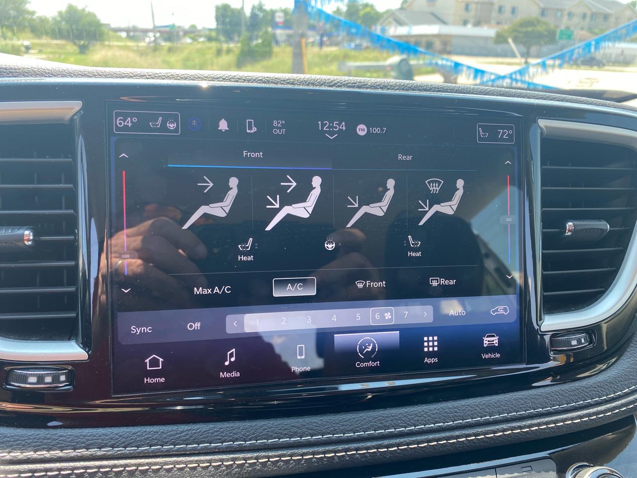 Chrysler Pacifica Hybrid Touring L FWD 2023