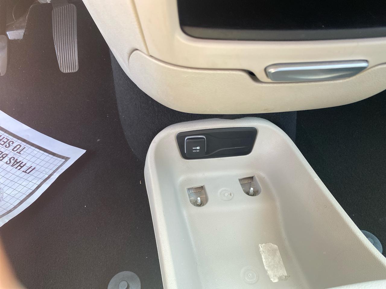 Chrysler Pacifica Hybrid Touring L FWD 2023