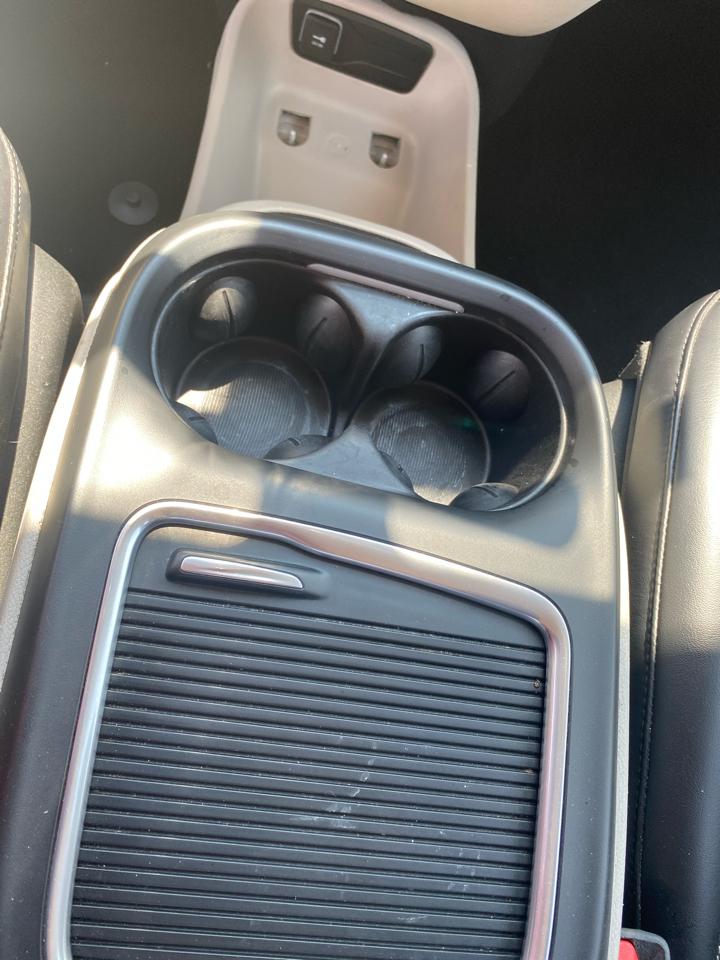 Chrysler Pacifica Hybrid Touring L FWD 2023