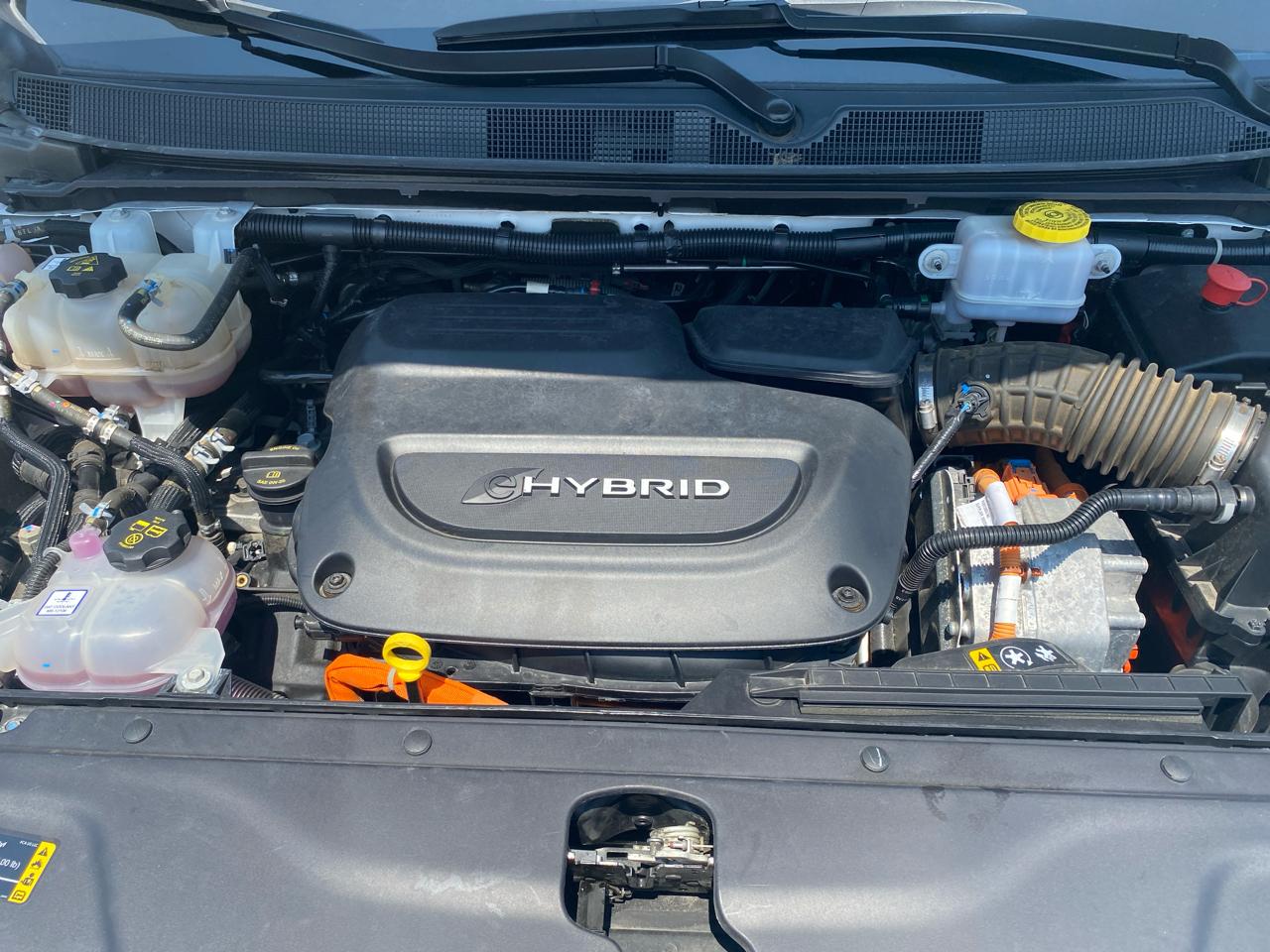 Chrysler Pacifica Hybrid Touring L FWD 2023