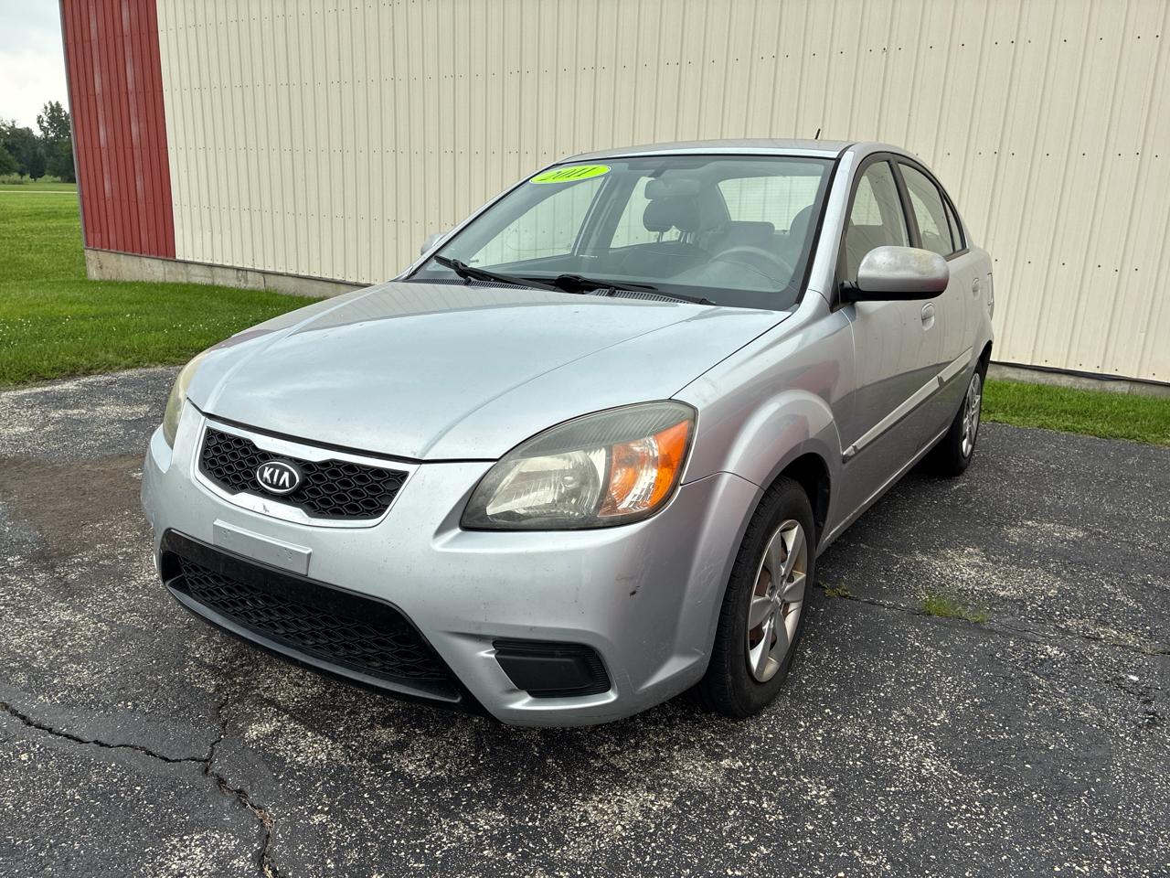 Kia Rio 4dr Sdn LX 2011