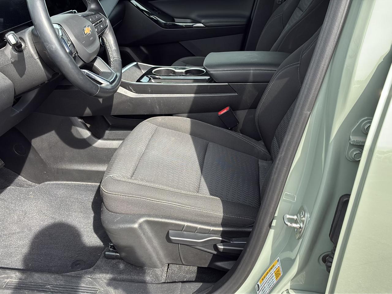 Chevrolet Equinox AWD 4dr LT w/2LT 2025