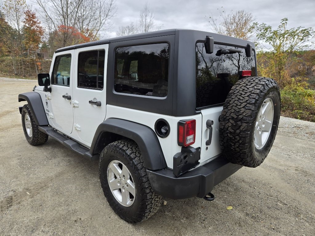 Jeep Wrangler Unlimited Sport 4WD 2015 Jeep Wrangler Unlimited Sport 4WD 2015