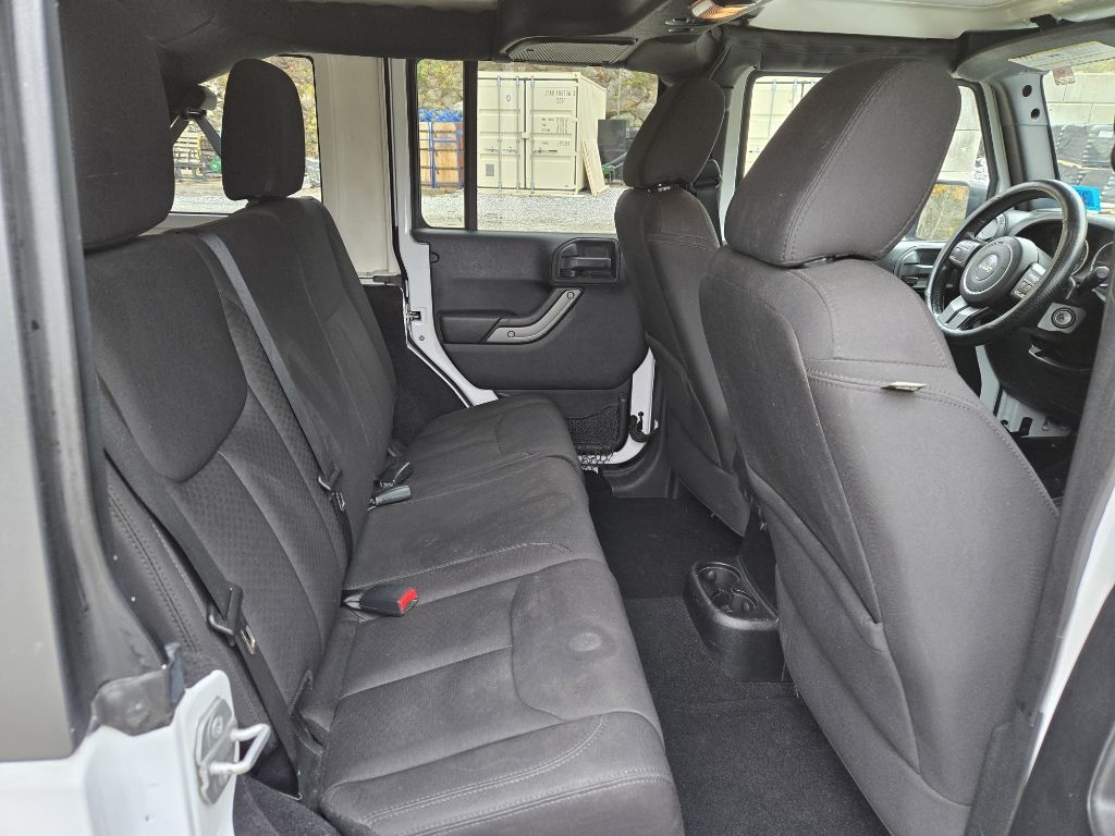 Jeep Wrangler Unlimited Sport 4WD 2015 Jeep Wrangler Unlimited Sport 4WD 2015