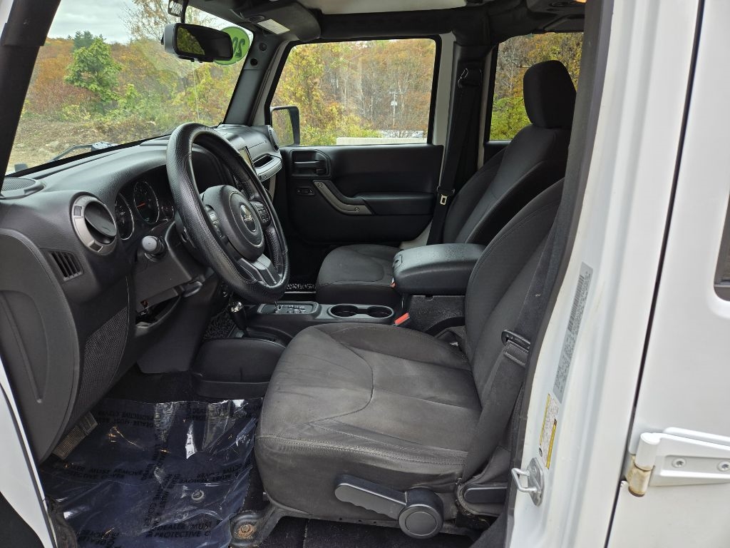 Jeep Wrangler Unlimited Sport 4WD 2015 Jeep Wrangler Unlimited Sport 4WD 2015