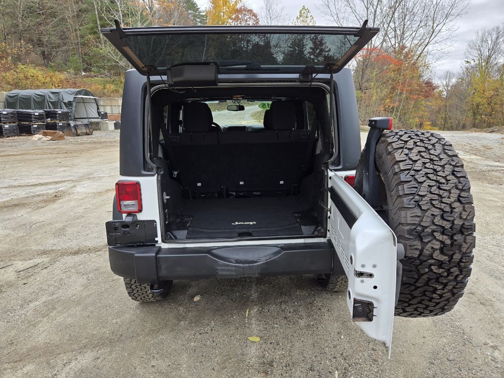 Jeep Wrangler Unlimited Sport 4WD 2015 Jeep Wrangler Unlimited Sport 4WD 2015