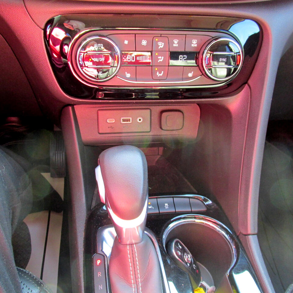 Buick Encore GX Essence AWD 2023 Buick Encore GX Essence AWD 2023