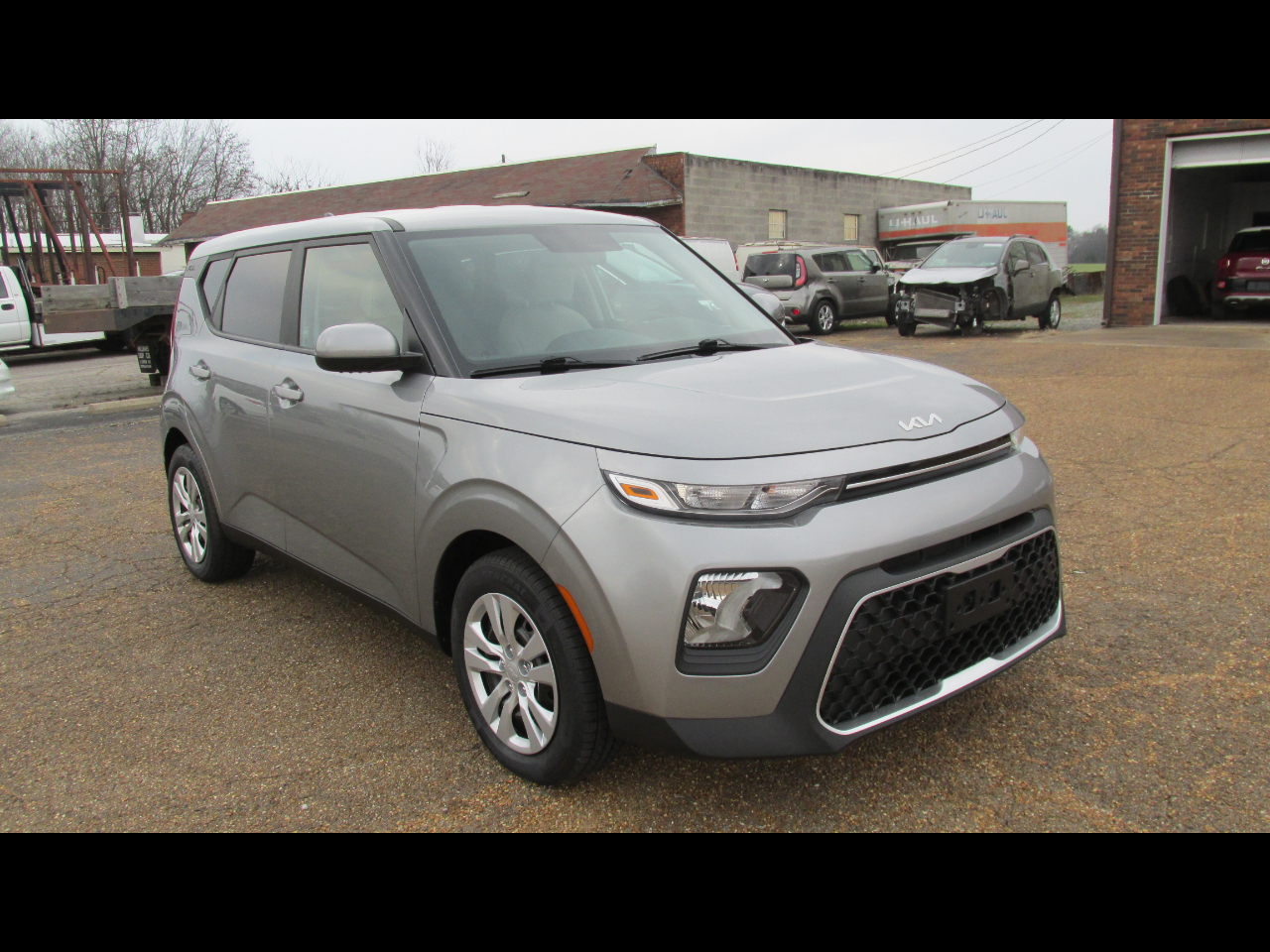 2022 Kia Soul LX's photo