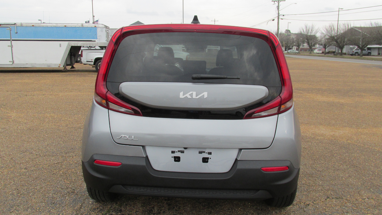 Kia Soul LX CVT 2022