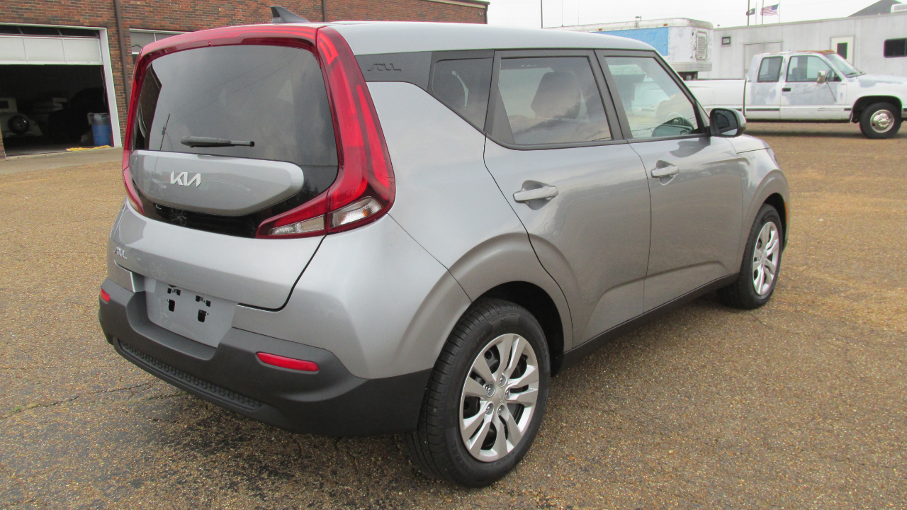Kia Soul LX CVT 2022
