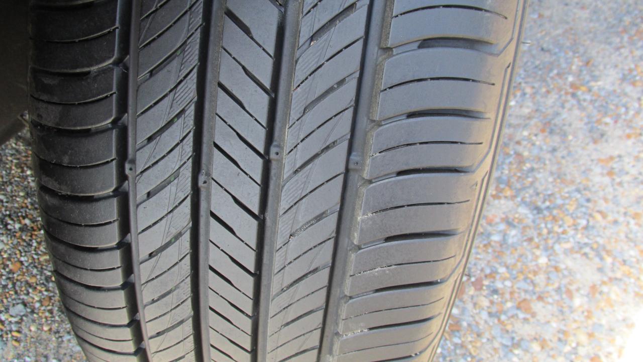 Buick Enclave Leather 4D SUV FWD 2017