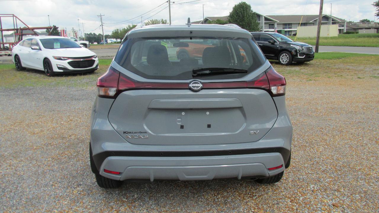 Nissan Kicks SV 2024