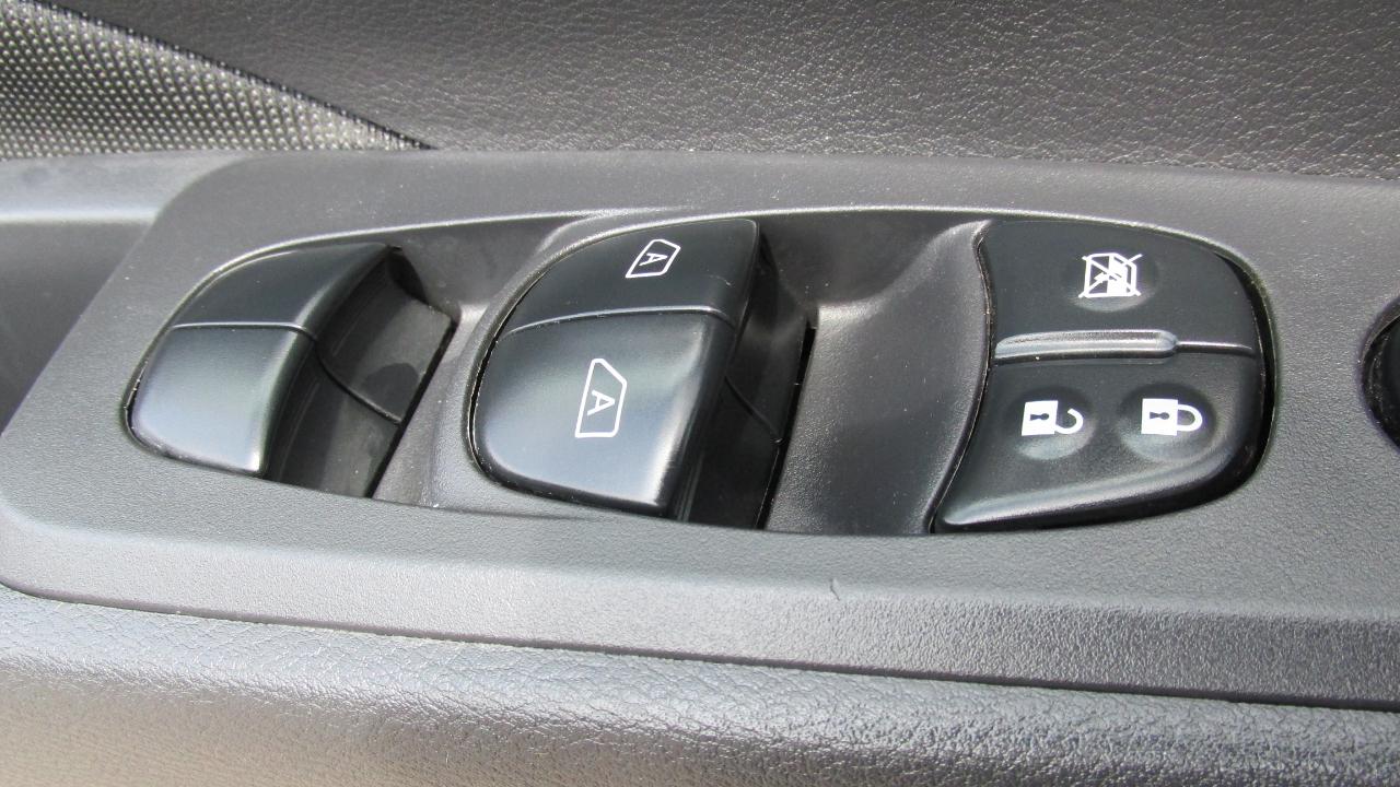 Nissan Kicks SV 2024