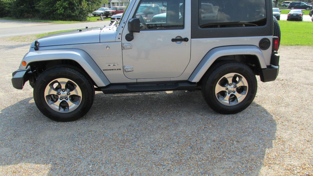 Jeep Wrangler Sahara 4WD 2016