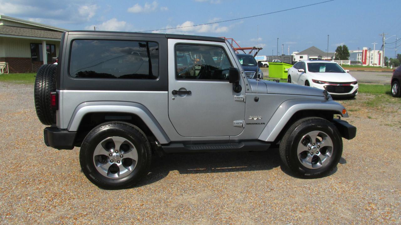 Jeep Wrangler Sahara 4WD 2016