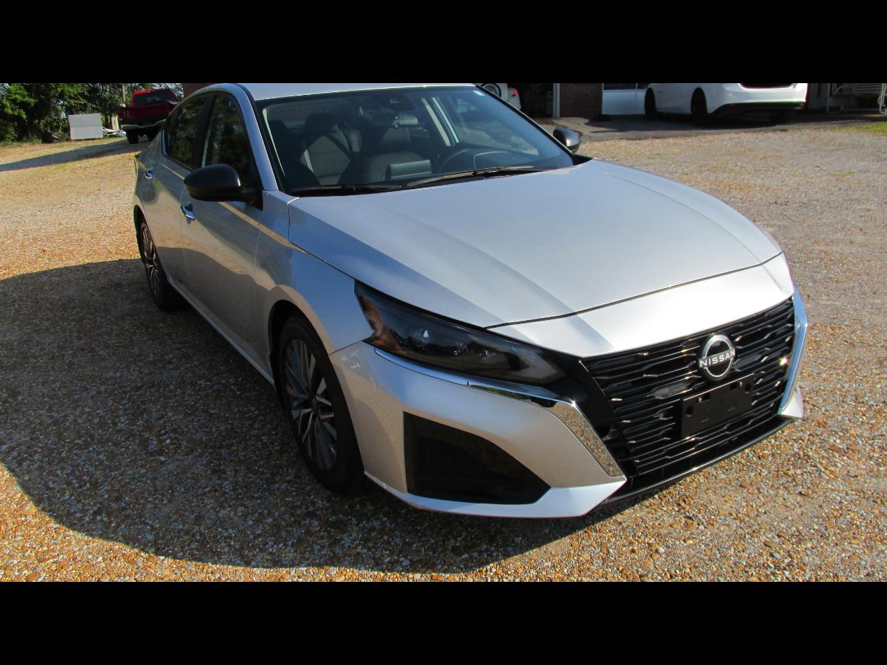 Nissan Altima 2.5 SV 2024