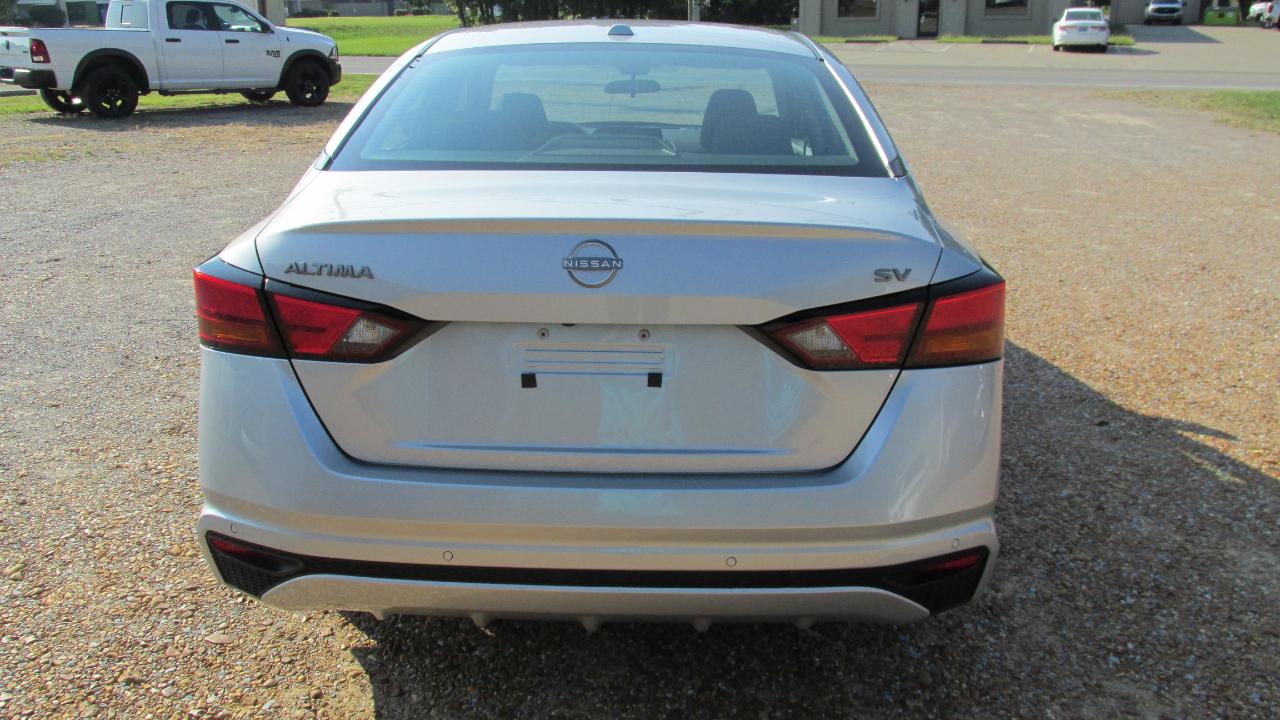Nissan Altima 2.5 SV 2024