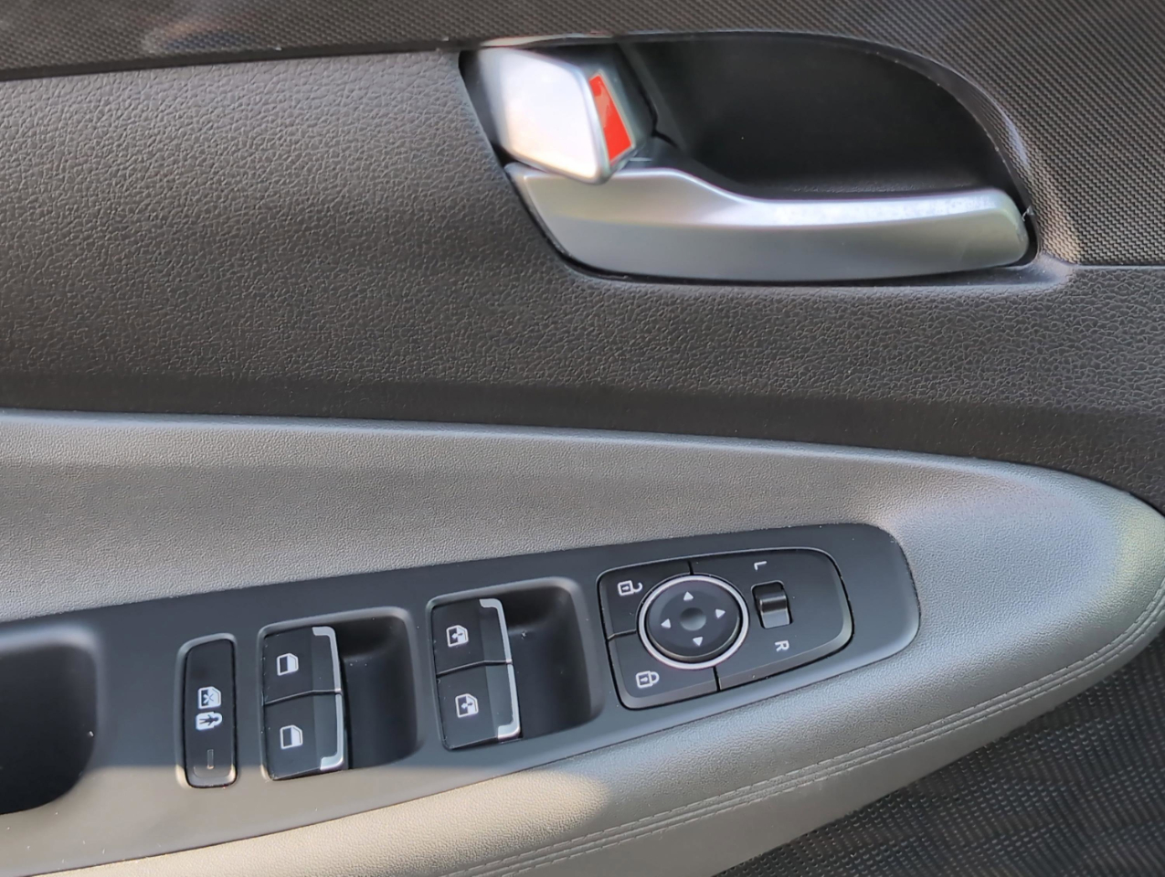 Hyundai Santa Fe SEL AWD 2023