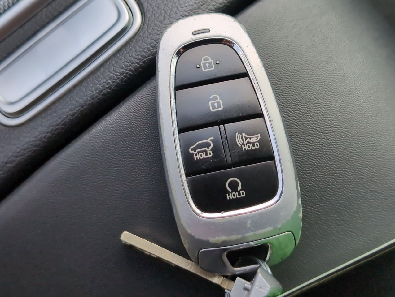 Hyundai Santa Fe SEL AWD 2023