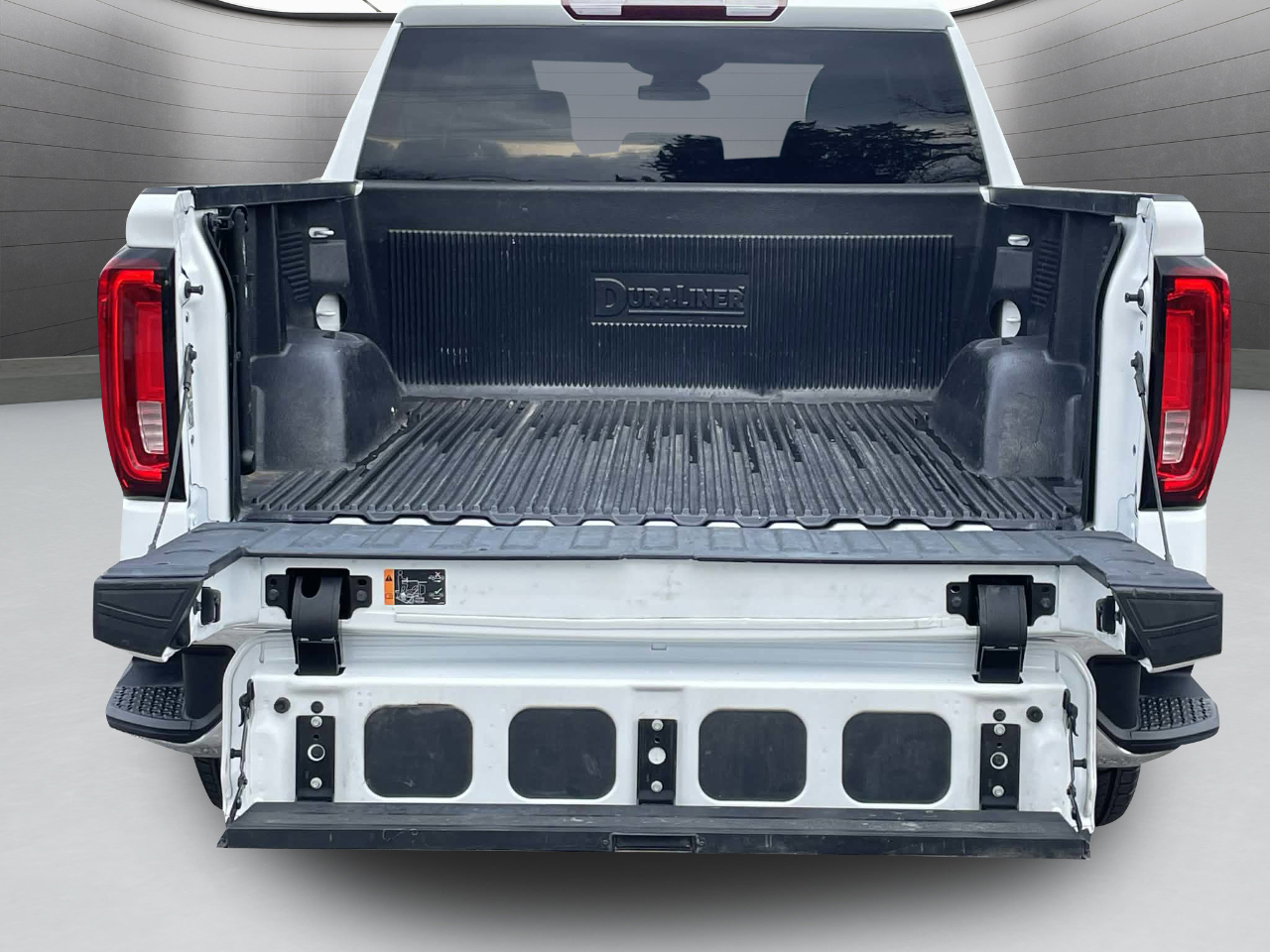 GMC Sierra 1500 SLT Crew Cab 2WD 2024